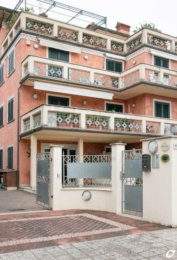2-Bedroom Apt, With Balcony & Aircondition - 50 M From The Beach Marina di Pietrasanta Exteriér fotografie